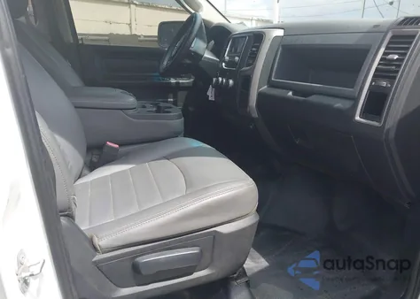 2017 Ram 1500 Tradesman 4X4 5'7 Box z USA, uszkodzony, nr VIN 1C6RR7KT7HS799439